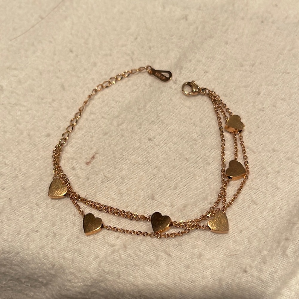 Heart shaped bracelet
